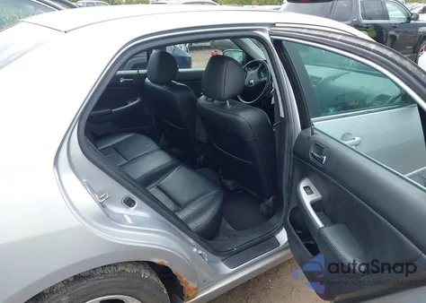 2003 Honda Accord 3.0 Ex z USA, uszkodzony, nr VIN 1HGCM66533A055825